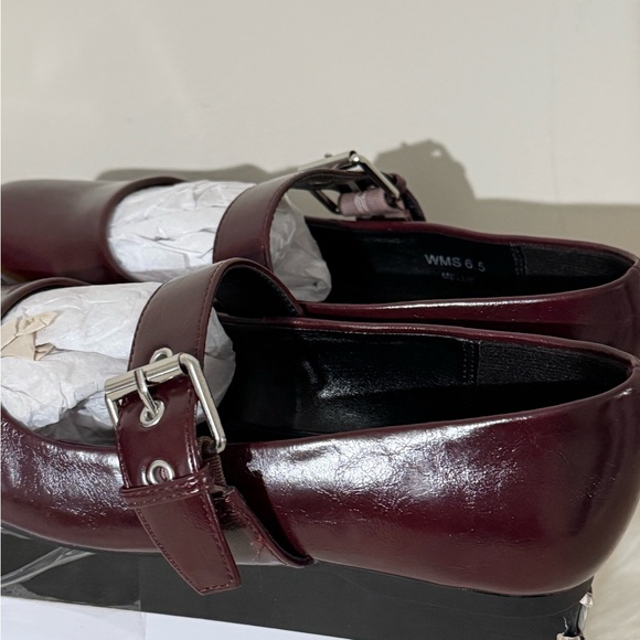 Dolce vitaWomen's Burgundy Mary Jane Shoes size 6.5 - Picture 3 of 8
